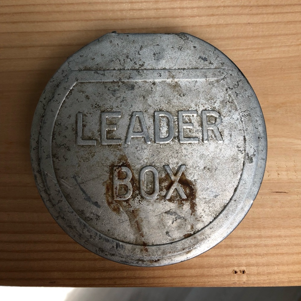 Vintage Fishing Leader 1940’s Box